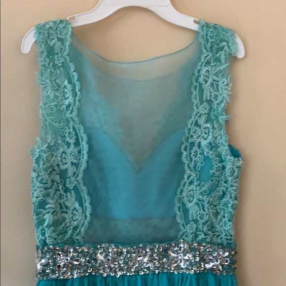 Gorgeous Blue Dress - Picture 4 of 5